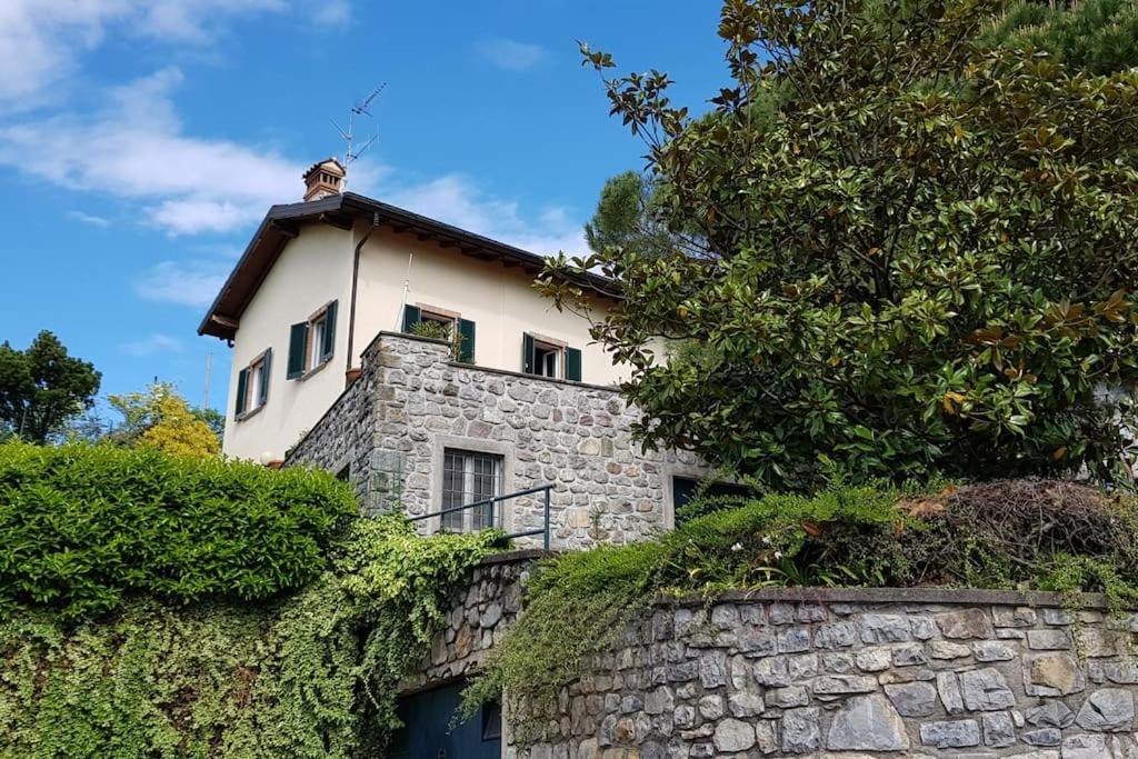 Iseolakerental - Casa Rododendro Sulzano Kültér fotó